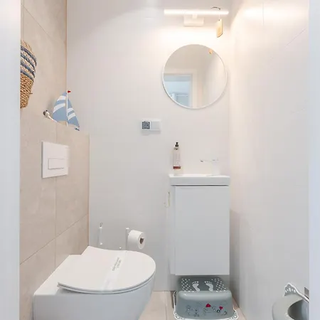 Widok Na Morze 5 Pietro 6 Osobowy By Perlowa Przystan Rent Sianożęty